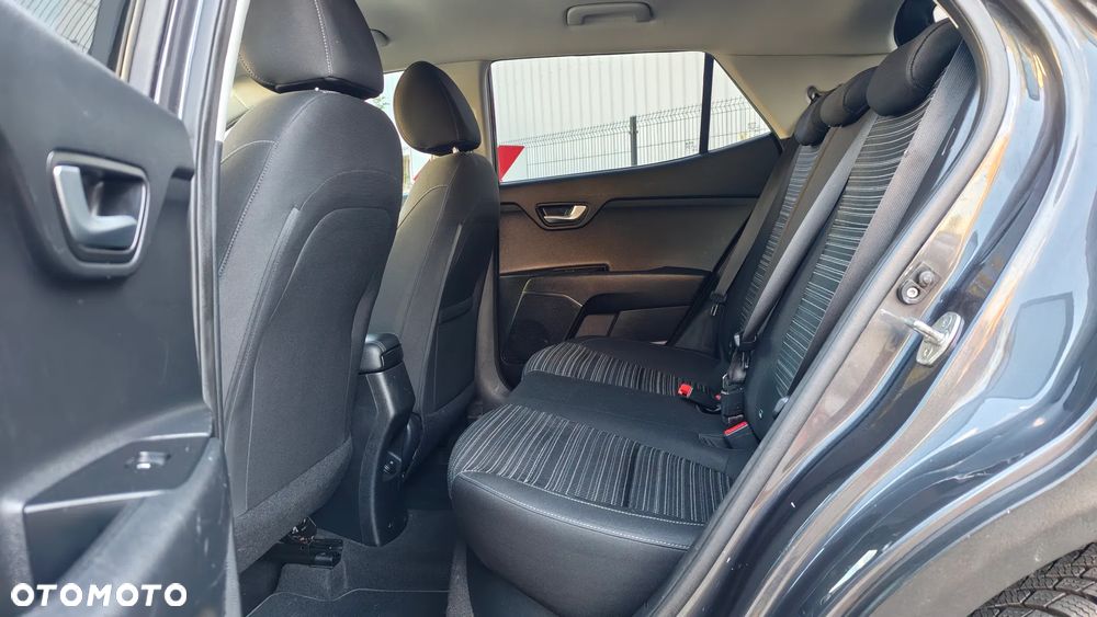 Kia Stonic 1.2 Dream-Team Edition - 32