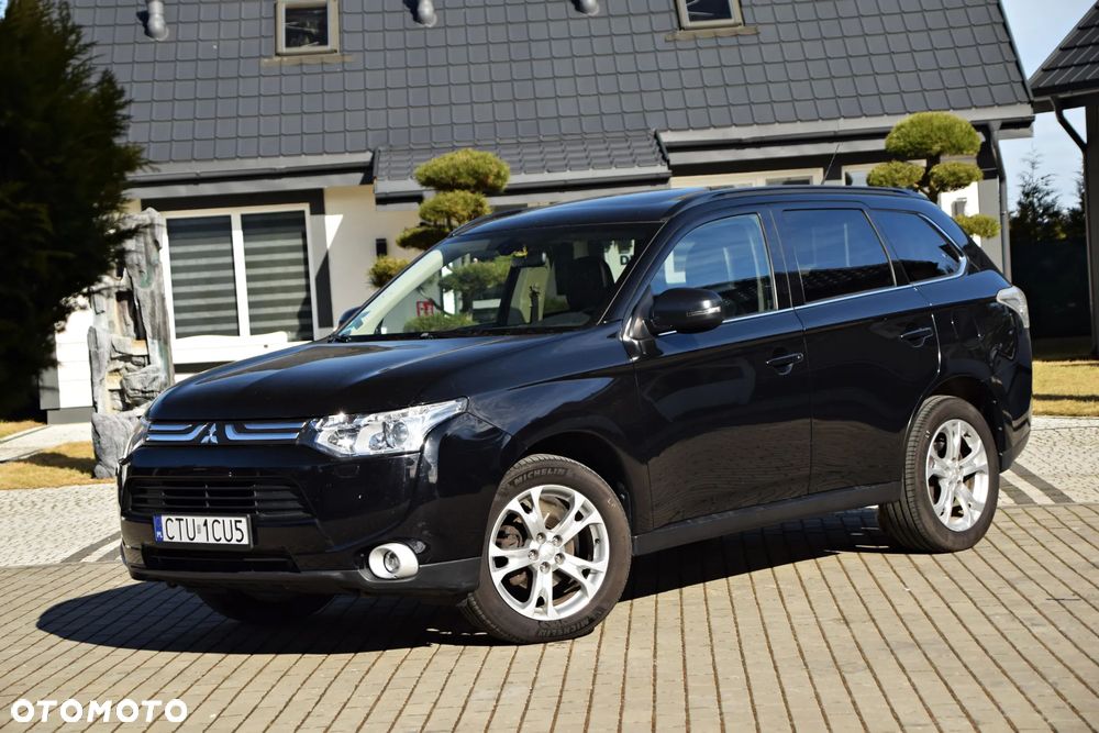 Mitsubishi Outlander - 2