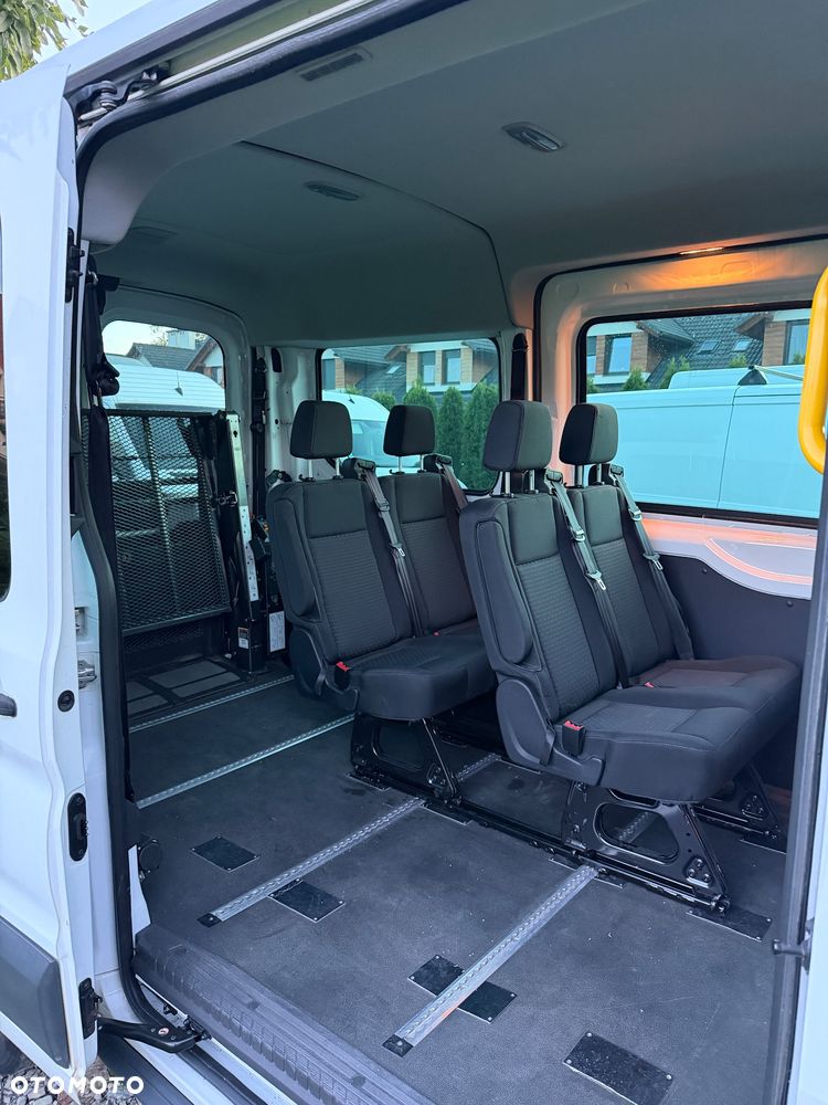 Ford Transit - 9