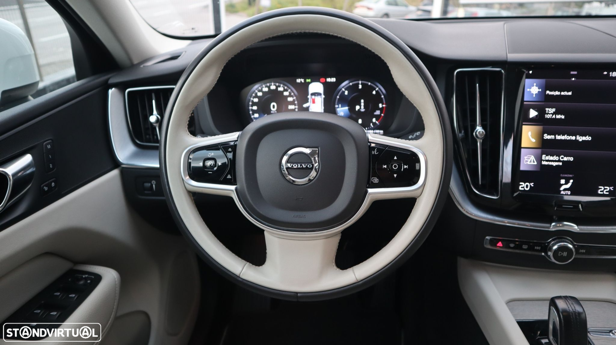 Volvo XC 60 2.0 B5 Inscription AWD - 18