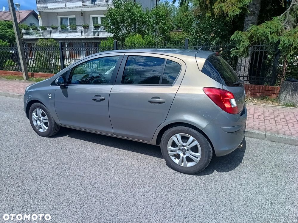 Opel Corsa - 4