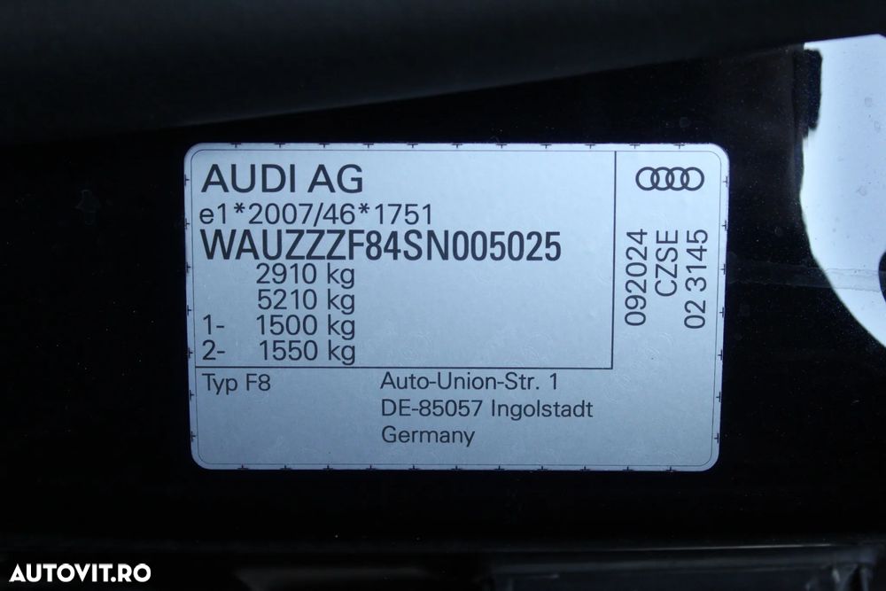 Audi A8 60 TFSI e quattro Tiptronic PHEV - 40