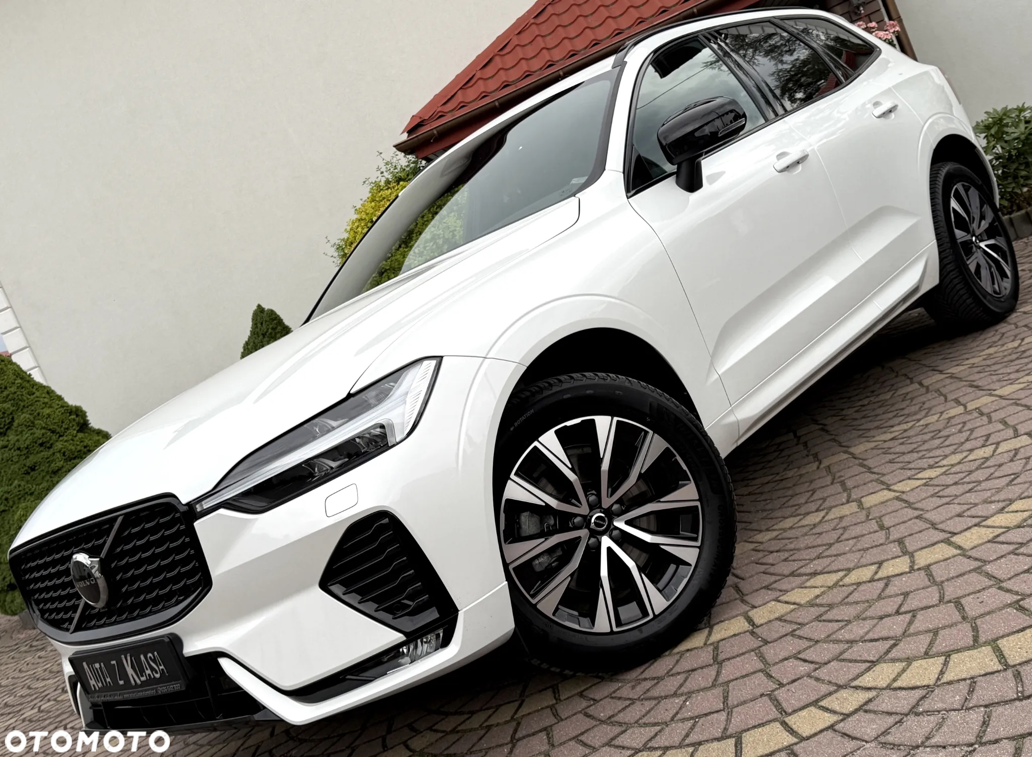 Volvo XC 60 B4 D AWD Geartronic RDesign - 4