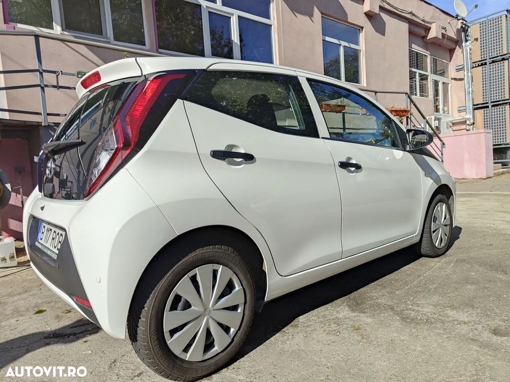 Toyota Aygo 1.0 VVY-I 5 usi X - 2