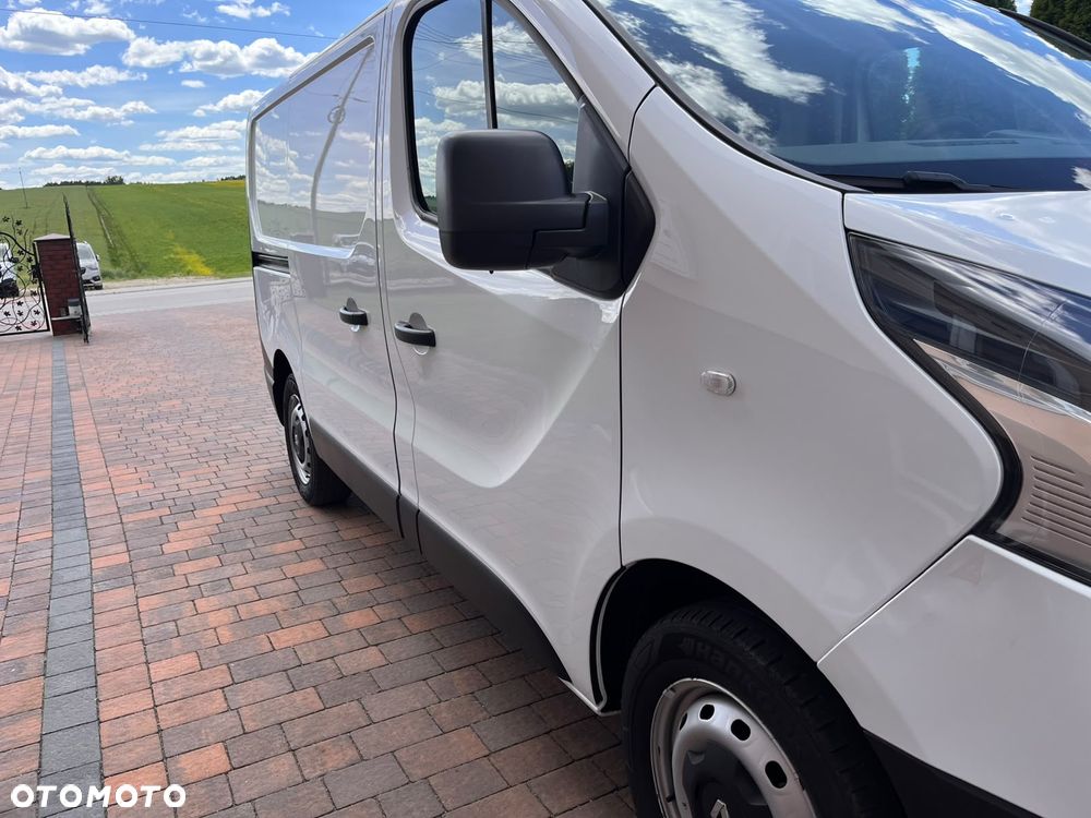 Renault Trafic - 13