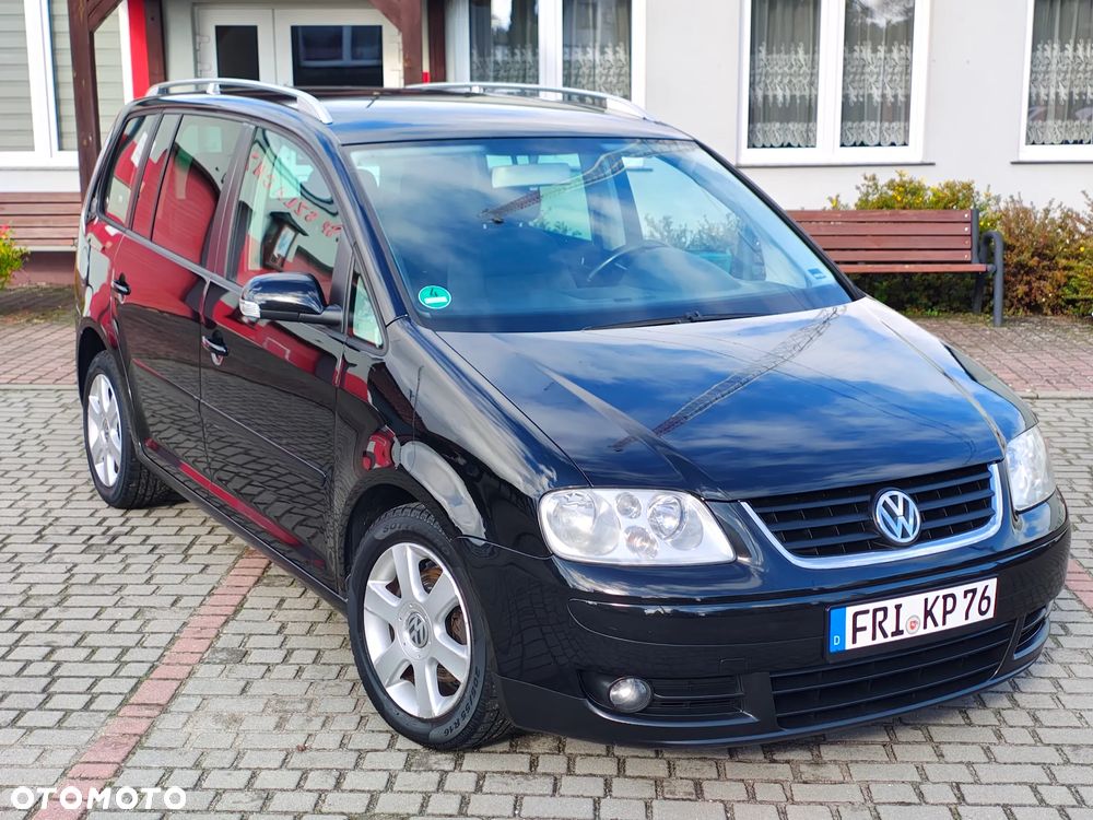 Volkswagen Touran 2.0 TDI Highline - 2