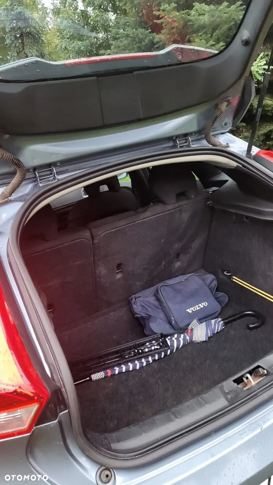 Volvo V40 D2 Drive-E Base - 11