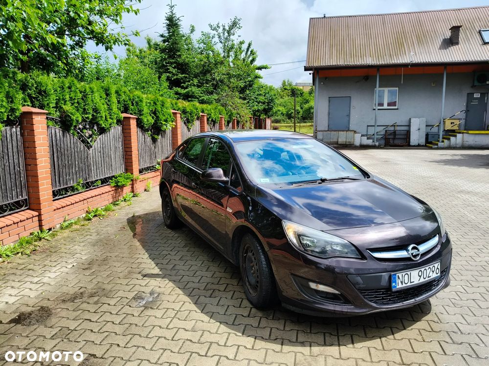 Opel Astra - 2