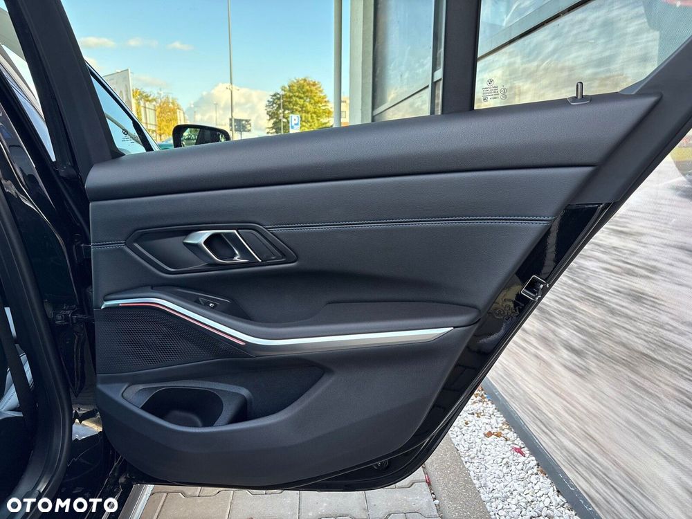 BMW Seria 3 - 19