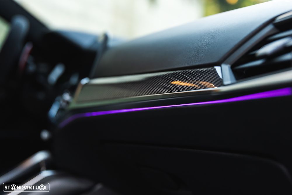 BMW M4 Competition - 21