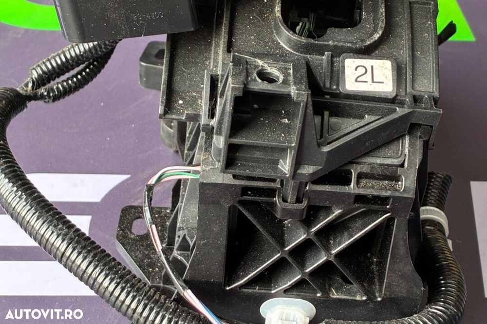 SELECTOR CUTIE DE VITEZE TOYOTA RAV 4 2.5 BENZINA HYBRID 2019-2023 - 2