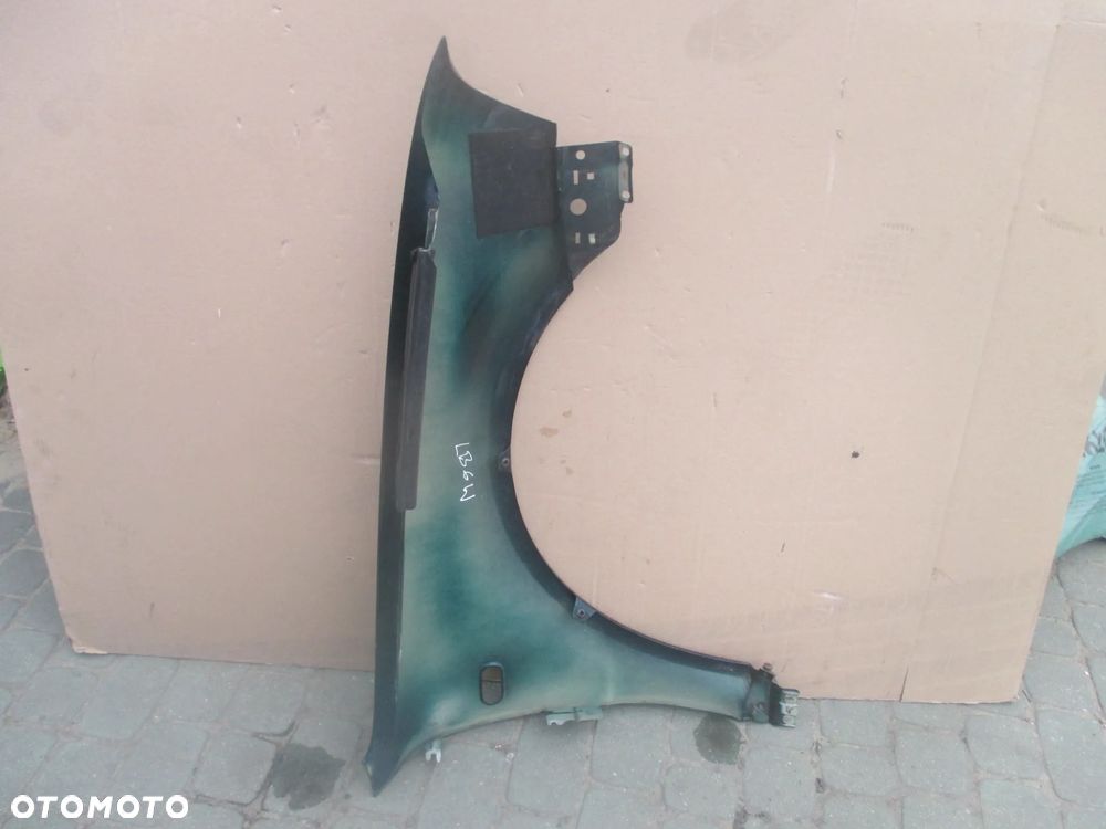 Błotnik lewy vw passat b5 lift LB6W bez rdzy orginał - 4
