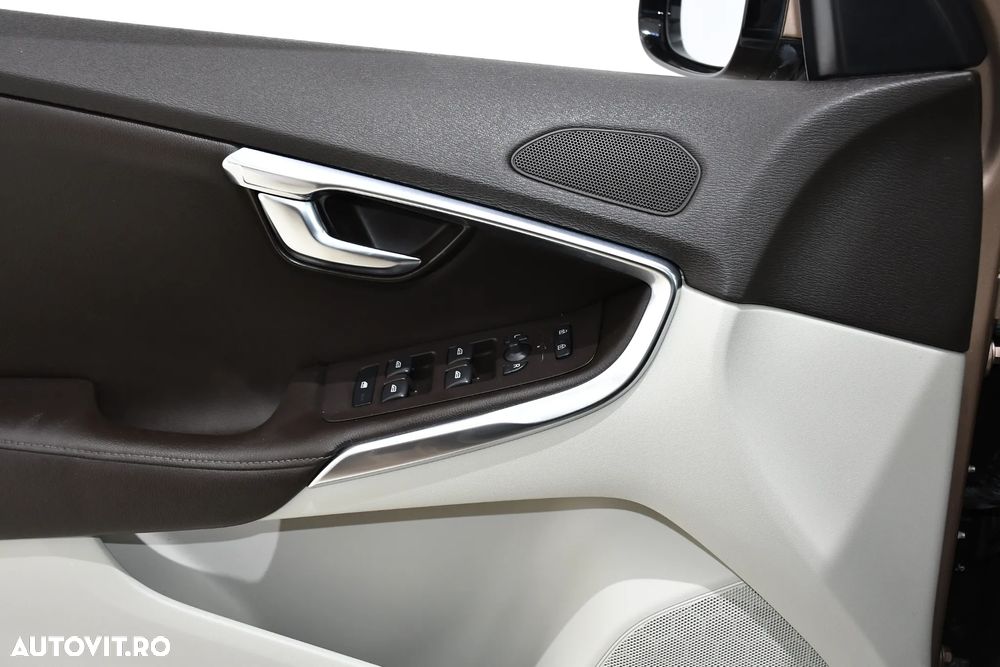 Volvo V40 D2 94g Summum - 20