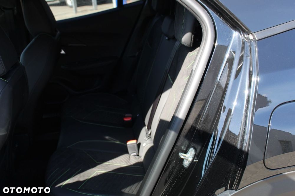 Peugeot 2008 - 15