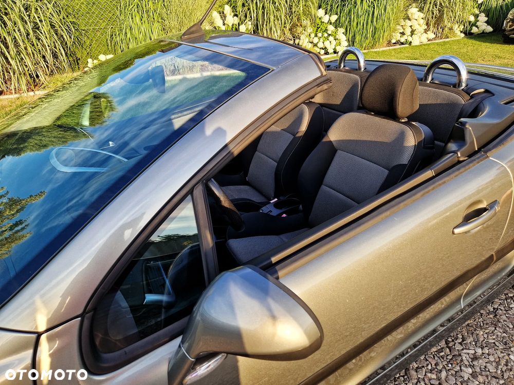 Peugeot 207 CC 1.6 Sport - 10