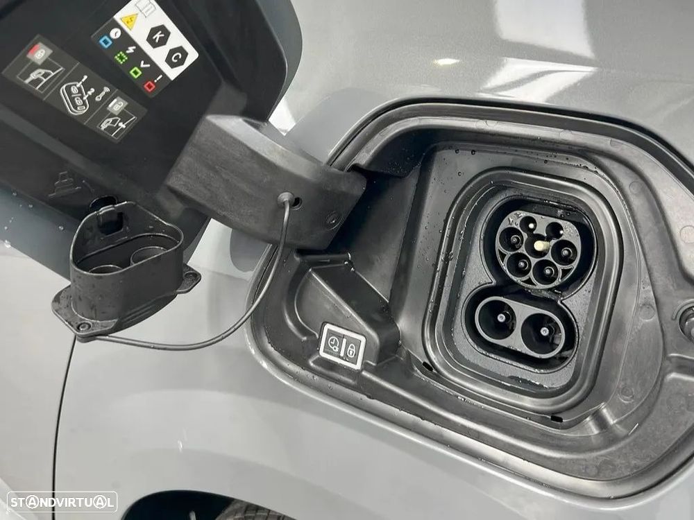 Peugeot e-208 51 kWh Allure - 17