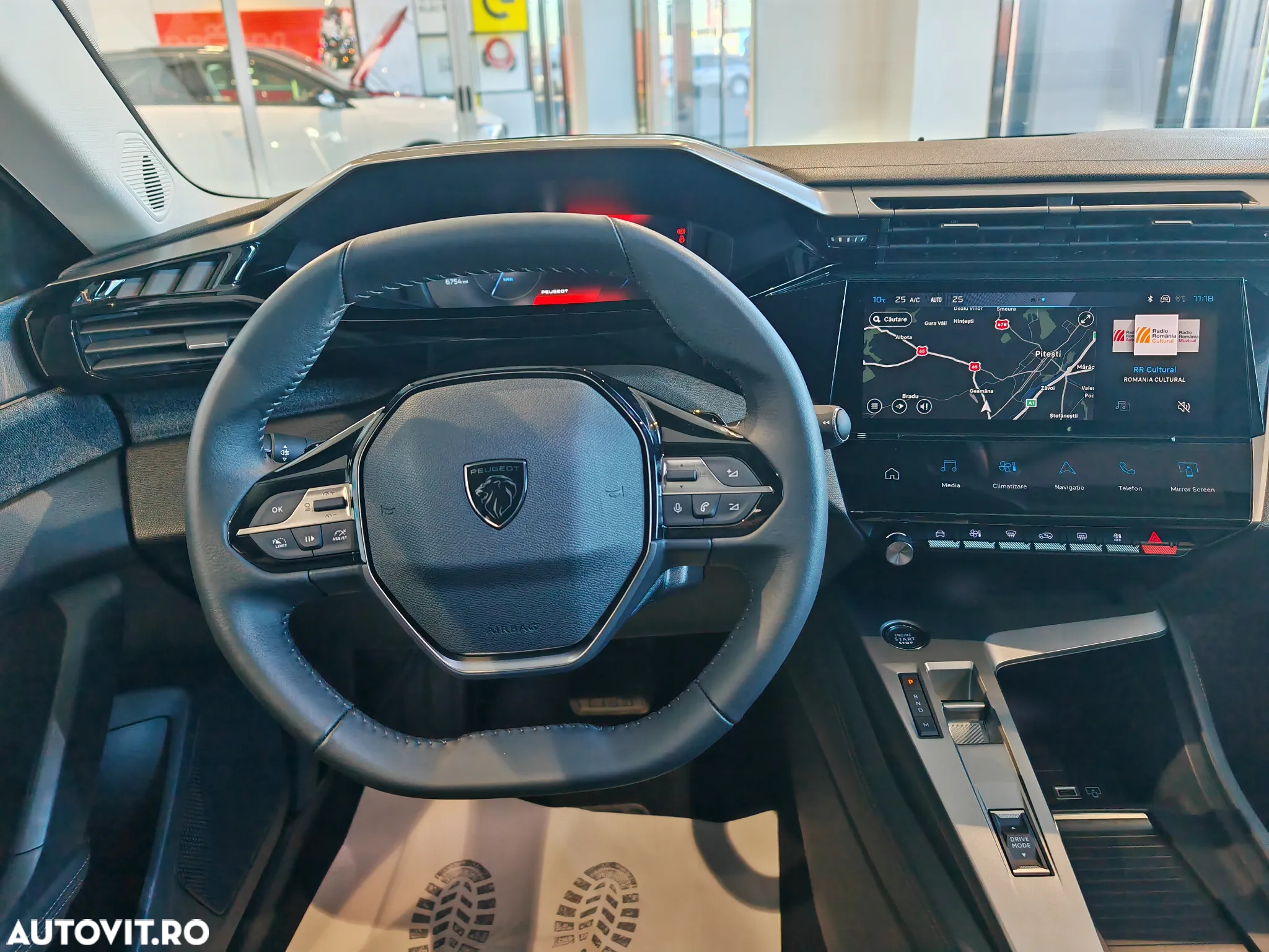 Peugeot 408 1.2L PureTech 130 S&S EAT8 Allure - 8