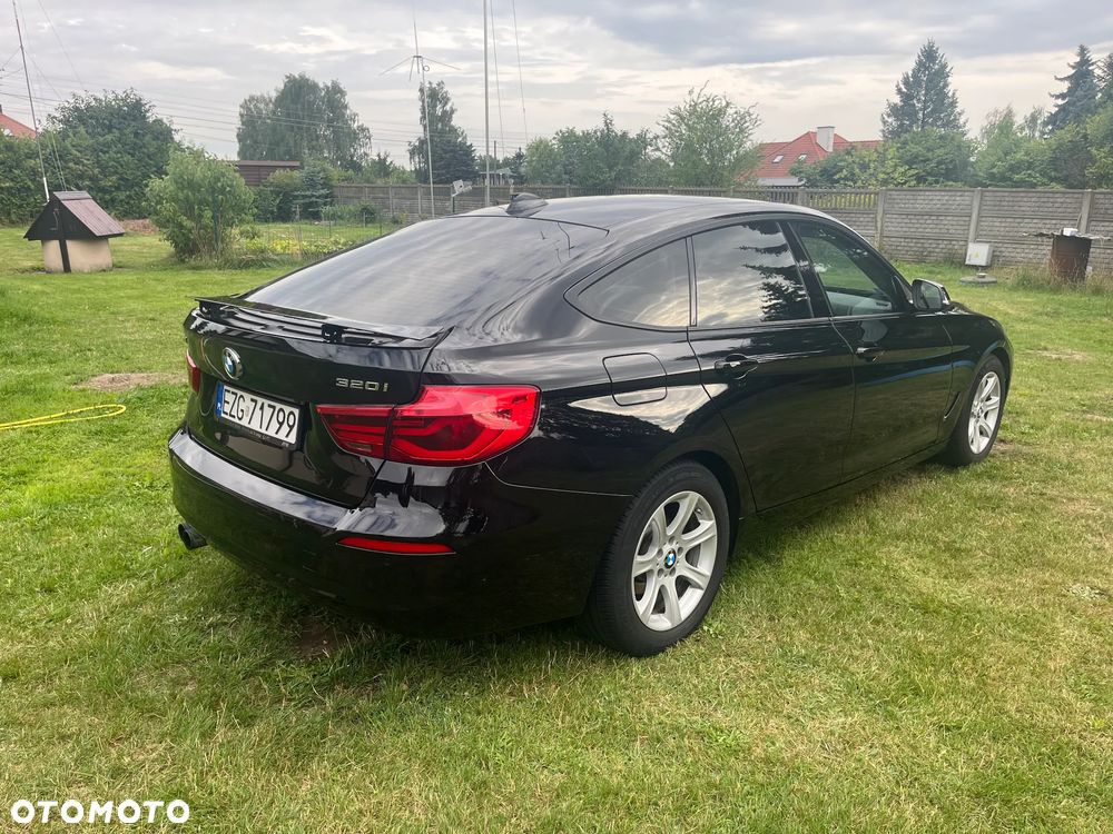 BMW 3GT 320i - 5
