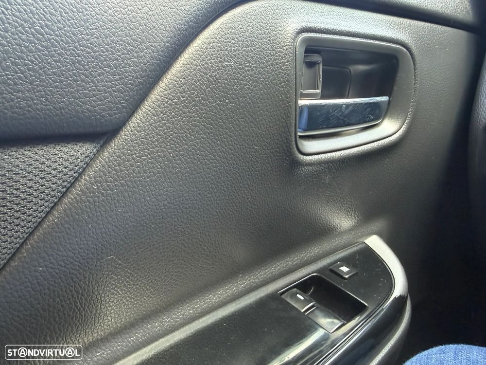 Mitsubishi L200 2.3 DI-D Strakar Club Evolution 4WD IVA DEDUTIVEL - 22