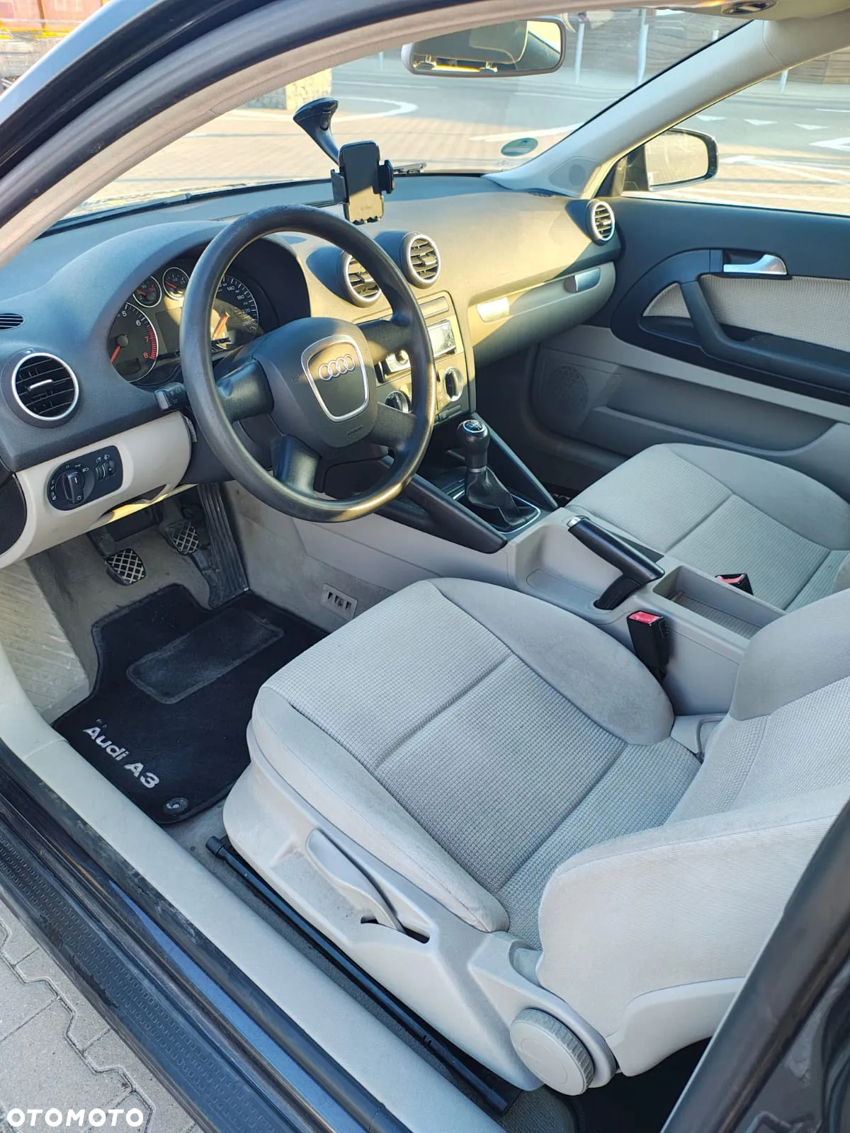 Audi A3 1.6 Ambiente - 4