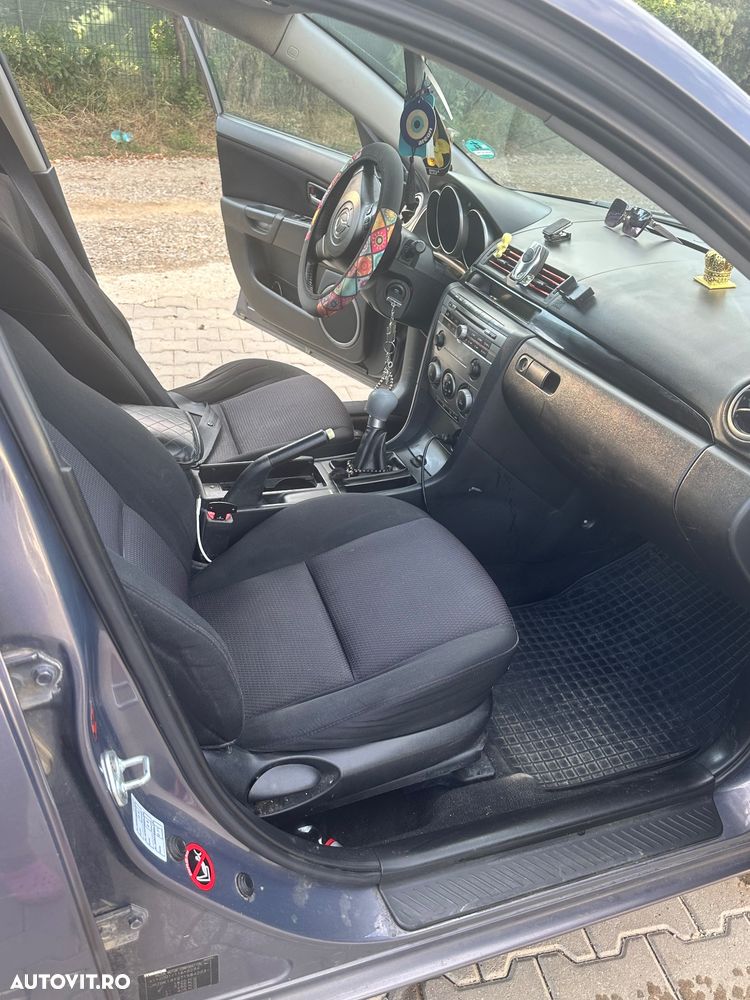 Mazda 3 - 15