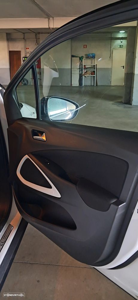 Opel Crossland X 1.2 T 2020 - 15