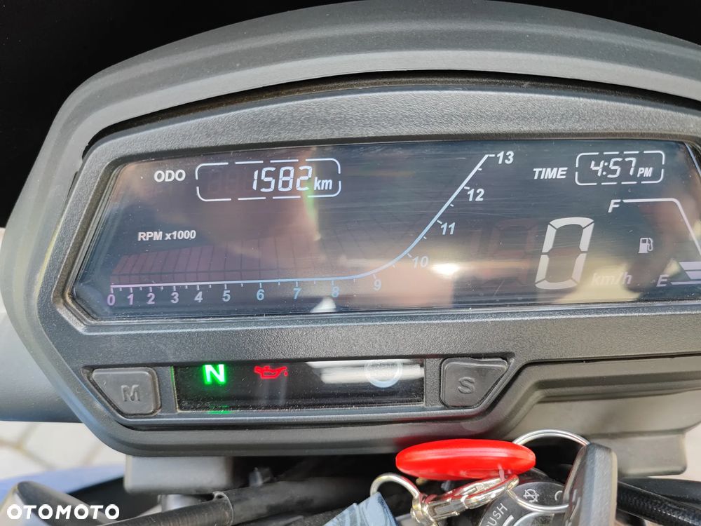 Bajaj Dominar 400 - 10