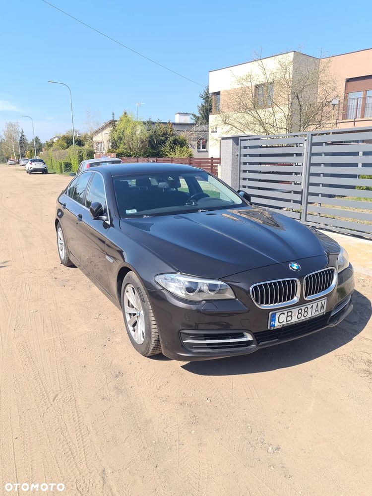 BMW Seria 5 520i - 2