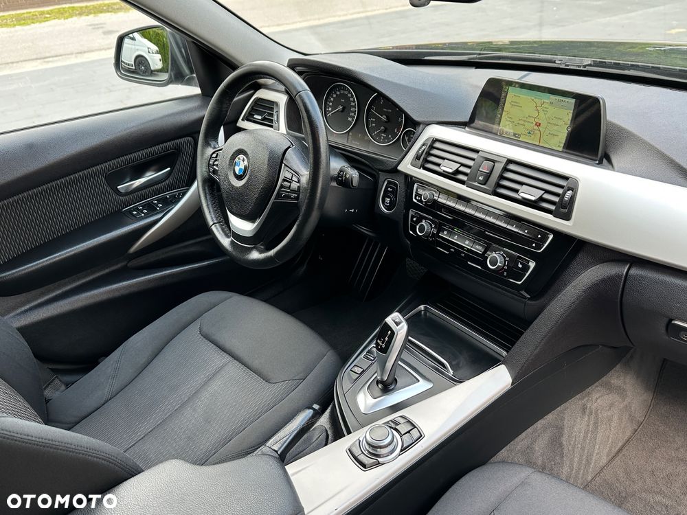 BMW Seria 3 - 18