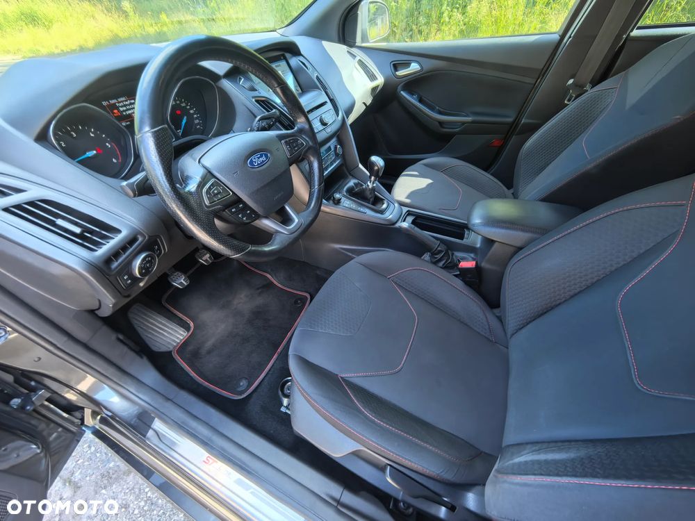 Ford Focus 2.0 TDCi ST-Line ASS - 29