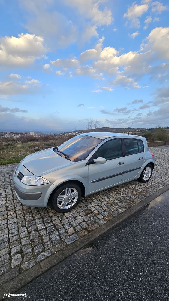 Renault Mégane 1.5 dCi L. Dynamique - 1