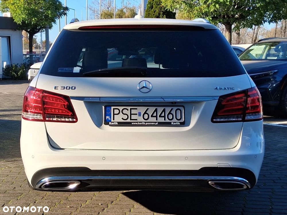 Mercedes-Benz Klasa E 300 4Matic 7G-TRONIC Avantgarde - 7