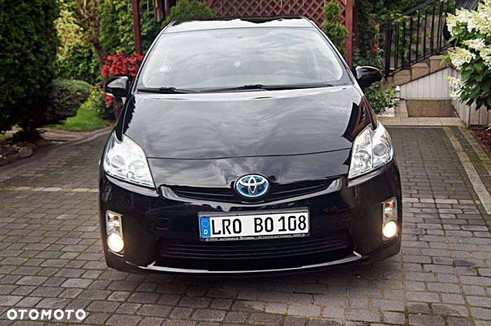 Toyota Prius (Hybrid) Life - 14