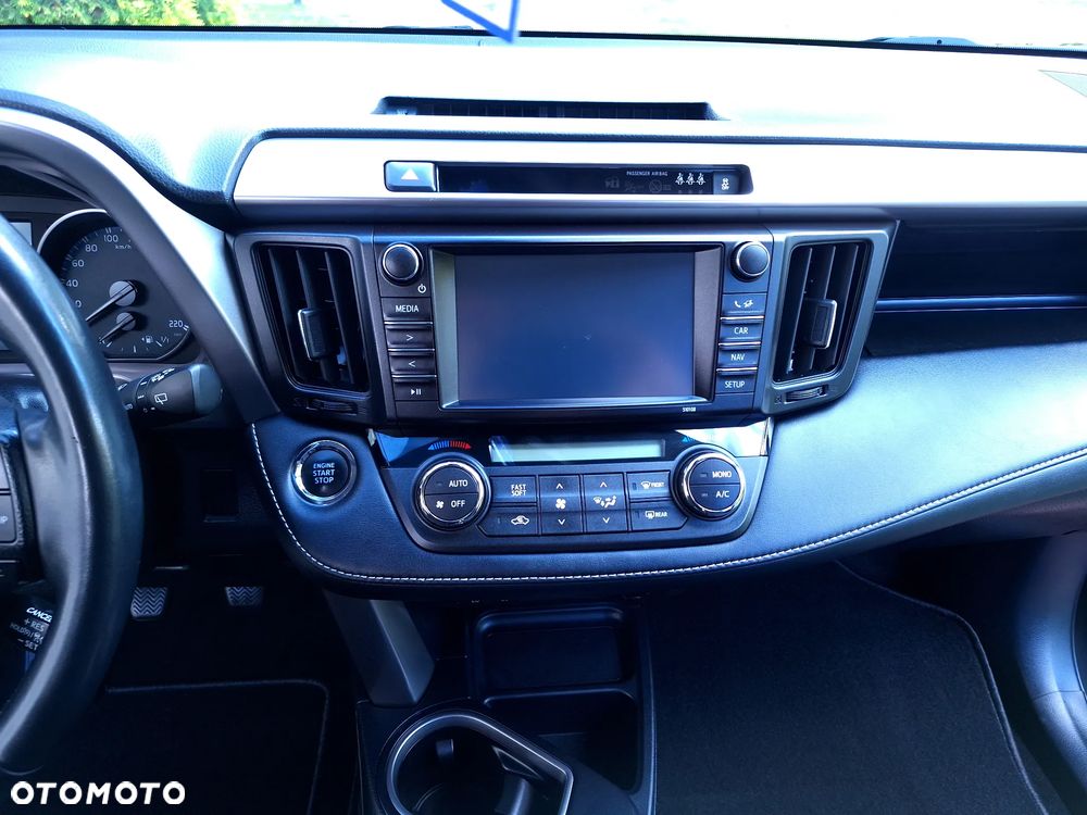 Toyota RAV4 2.0 4x4 Start&Stop Executive - 19