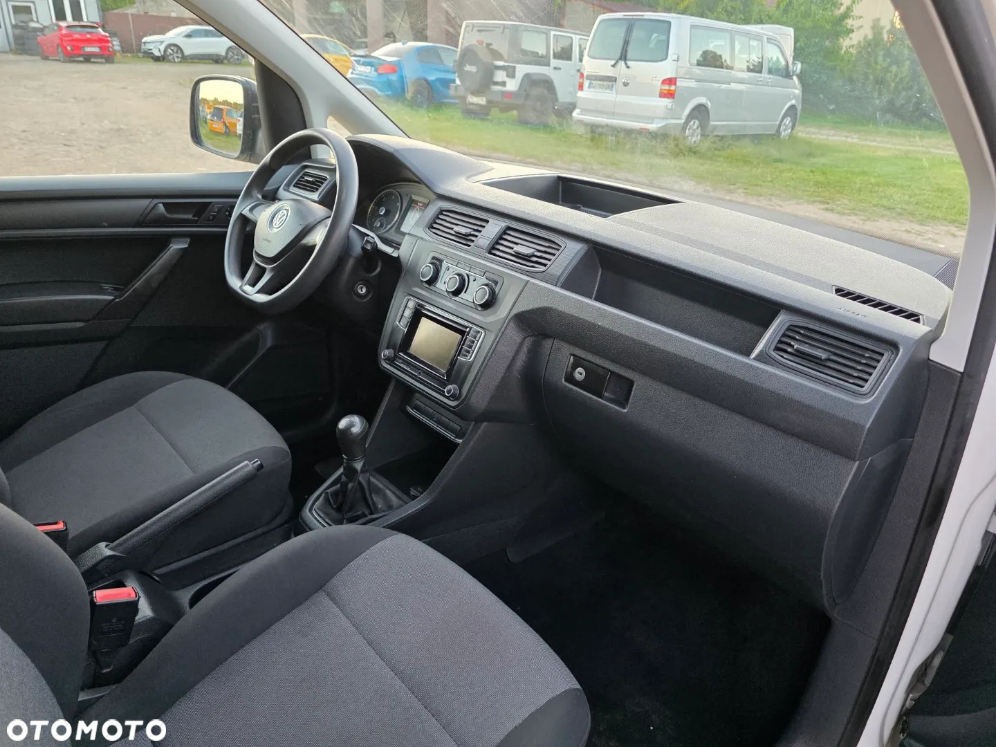 Volkswagen Caddy - 15