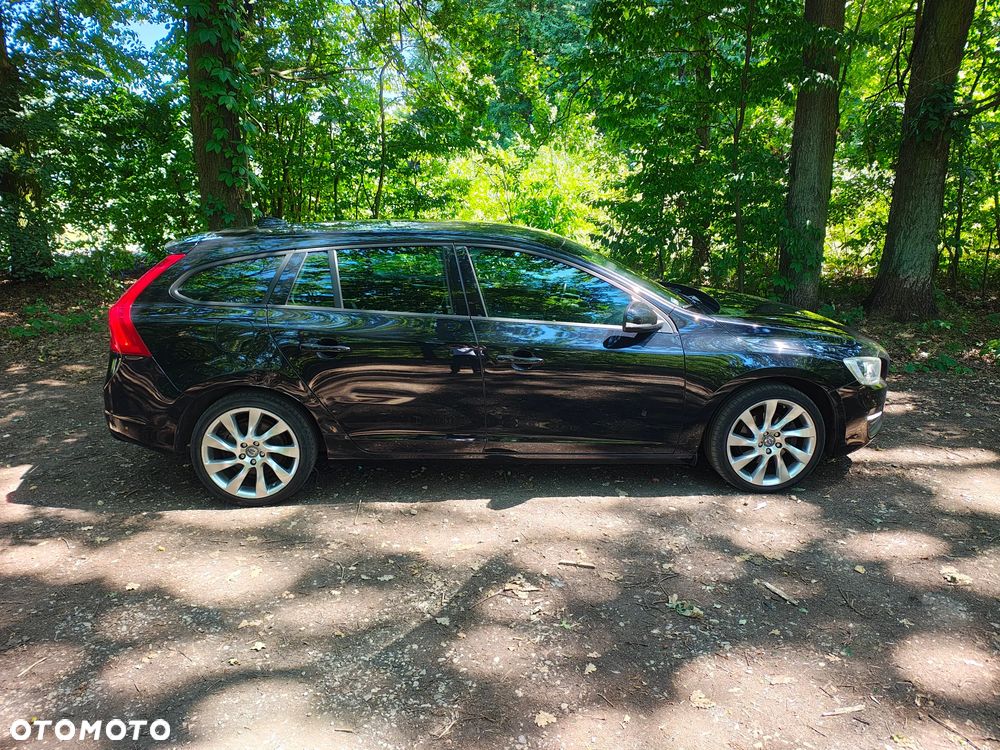 Volvo V60 D2 Kinetic - 11