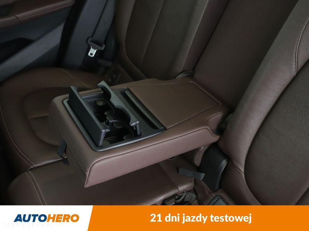 BMW X1 sDrive20d xLine sport - 38