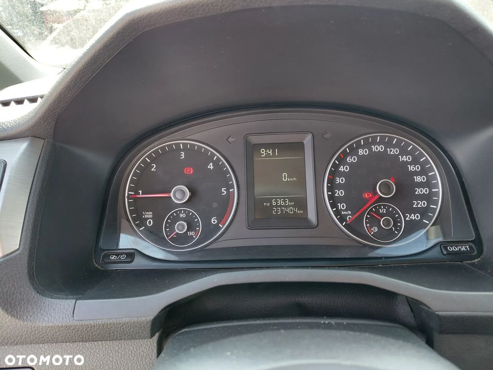 Volkswagen Caddy 2.0 TDI Comfortline - 12