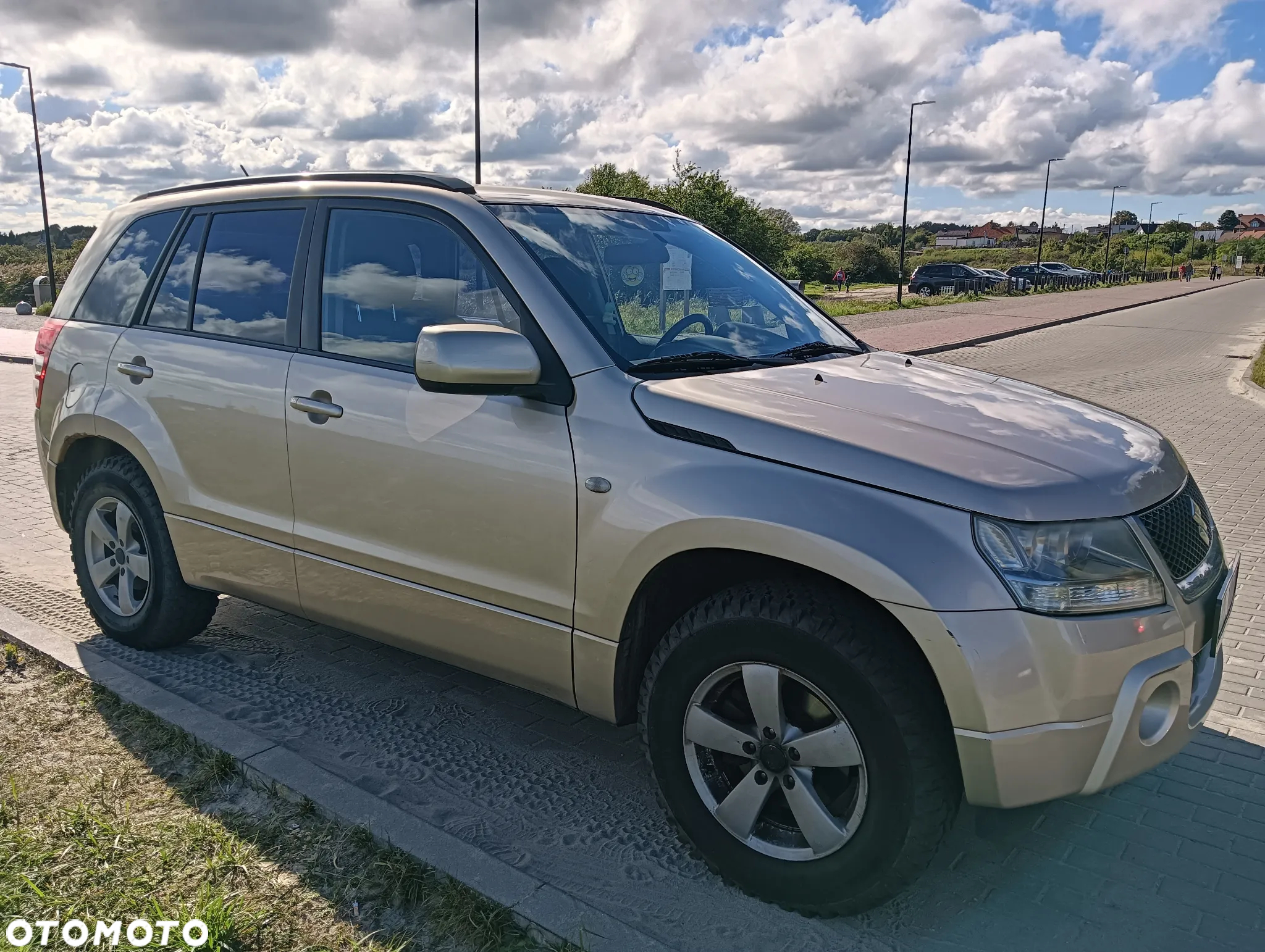 Suzuki Grand Vitara 2.0 - 3