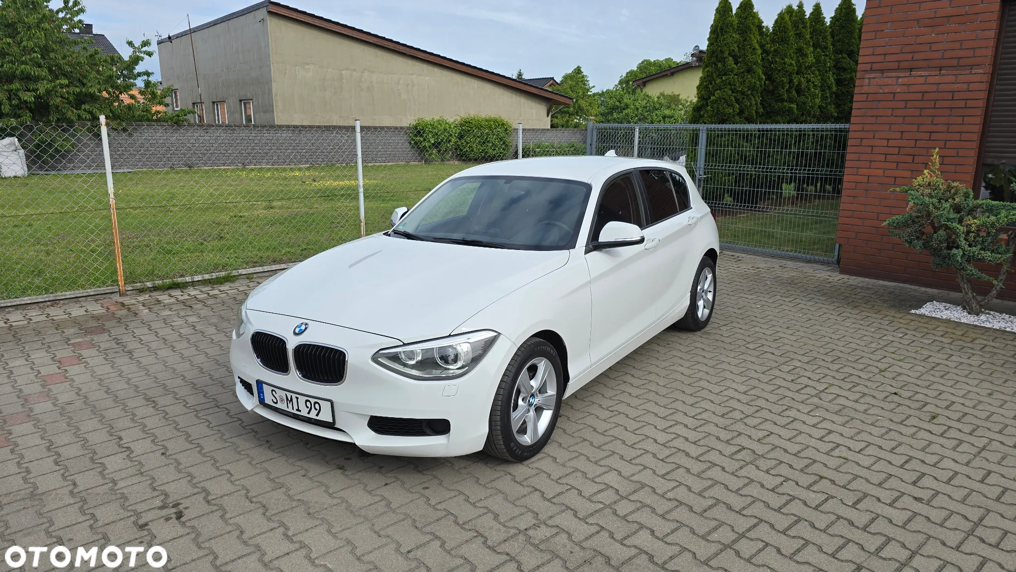 BMW Seria 1 116i Sport Line - 2
