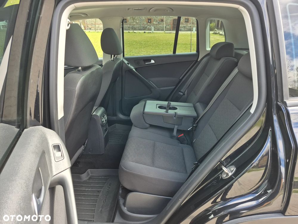 Volkswagen Tiguan 2.0 TDI Perfectline - 23