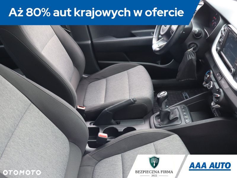 Kia Stonic - 11