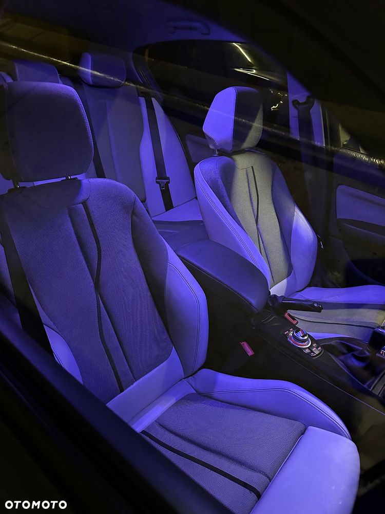 BMW Seria 1 118i Urban Line - 8
