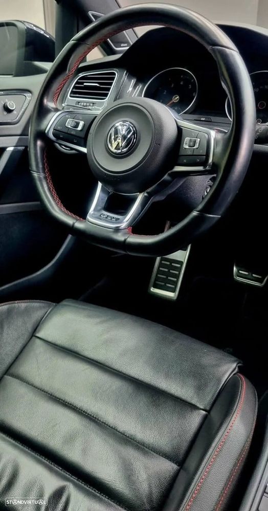 VW Golf - 18