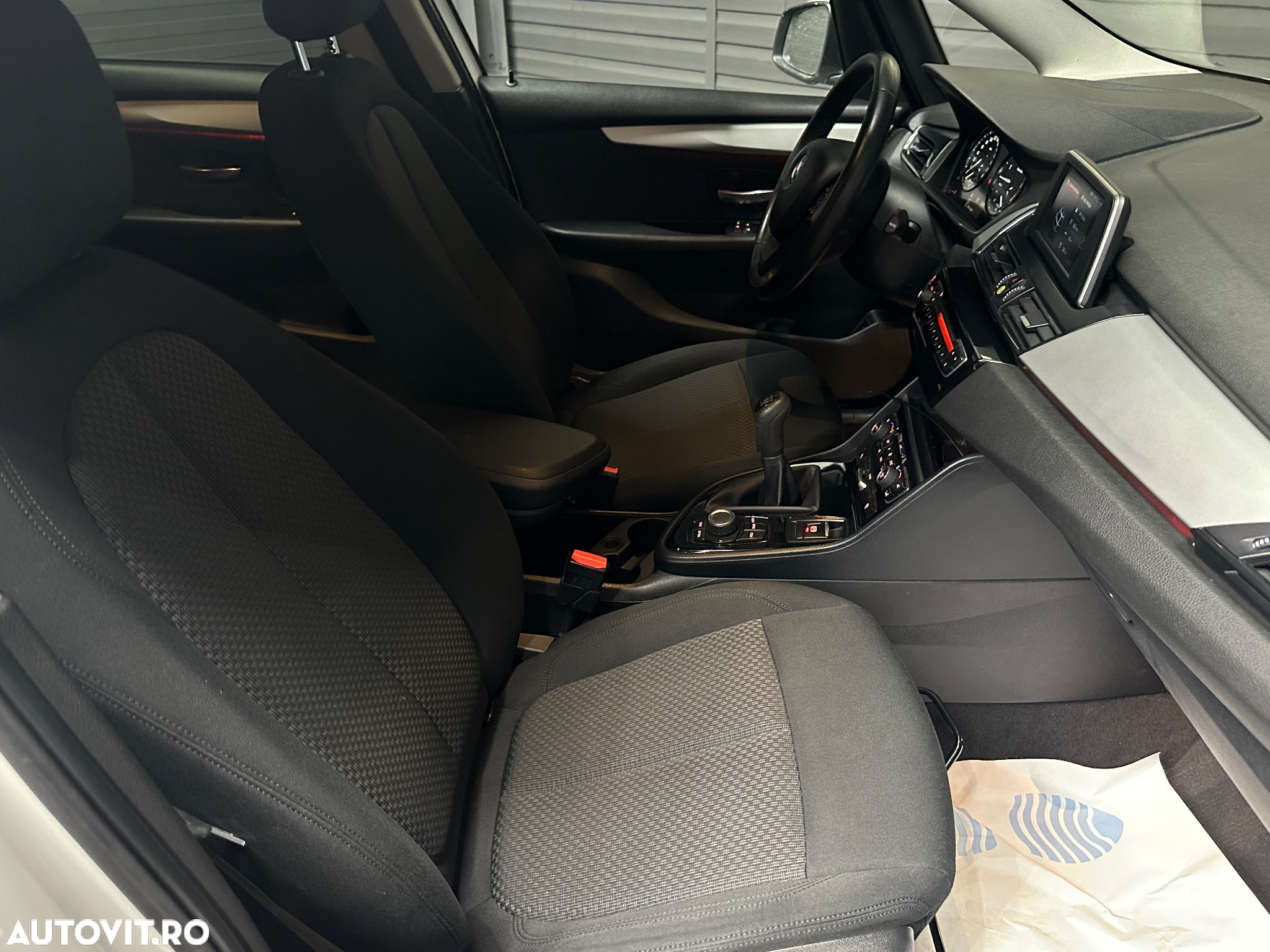 BMW Seria 2 216d Gran Tourer Sport Line - 6