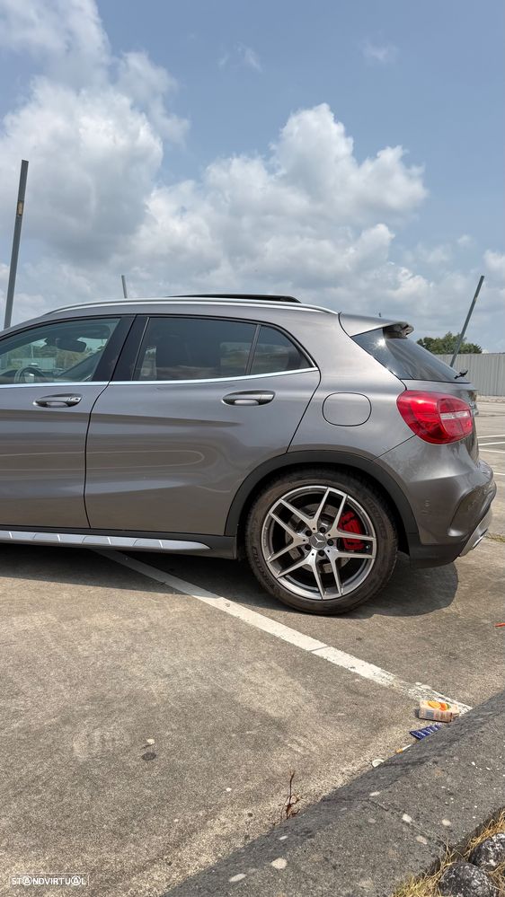Mercedes-Benz GLA 45 AMG 4-Matic - 29