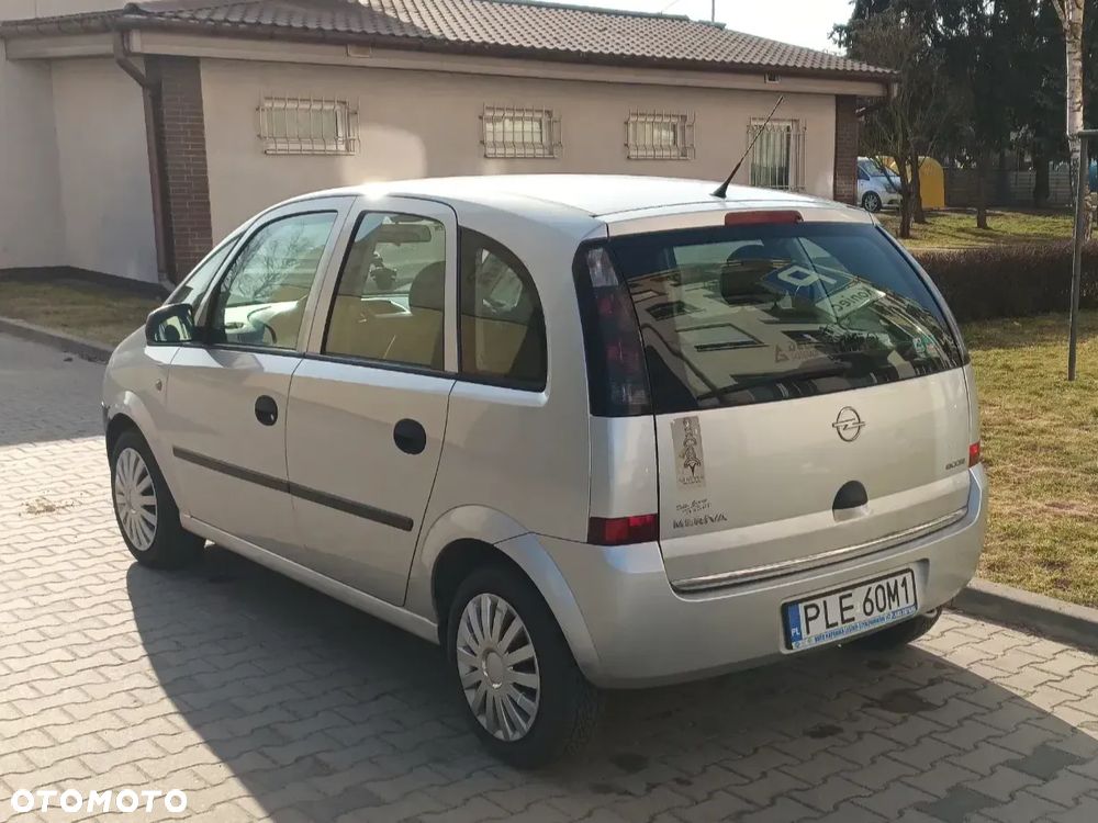 Opel Meriva - 14