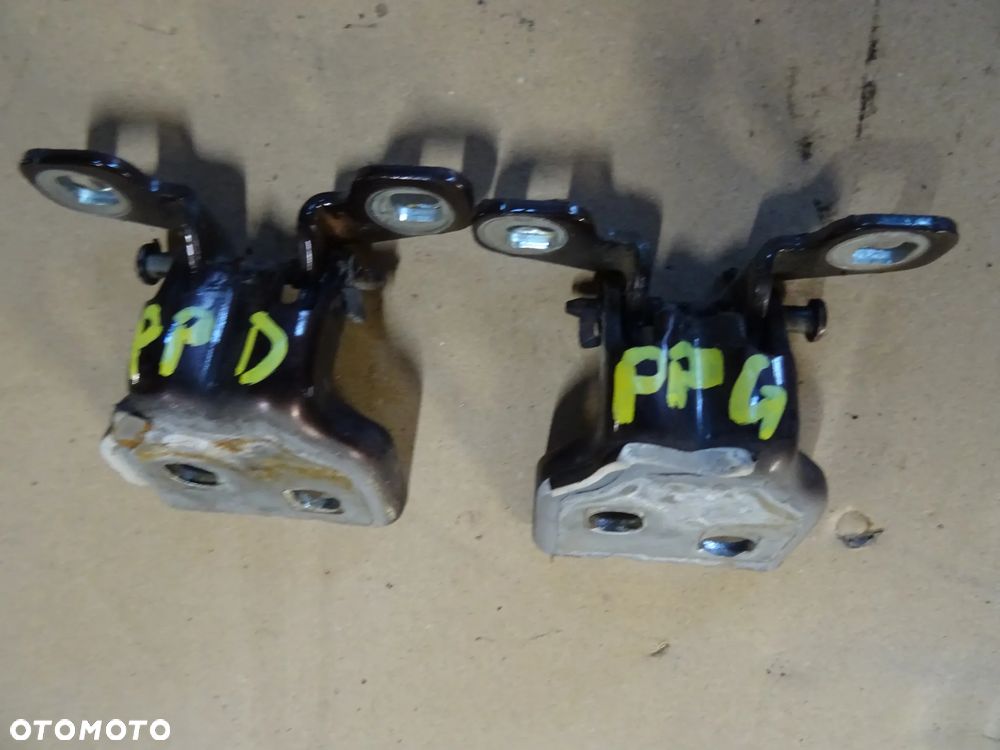 DACIA DUSTER ZAWIAS DRZWI PRAWE PRZOD LUSTERKO GLOSNIK PODNOSNIK SZYBY CENTRALNT ZAMEK