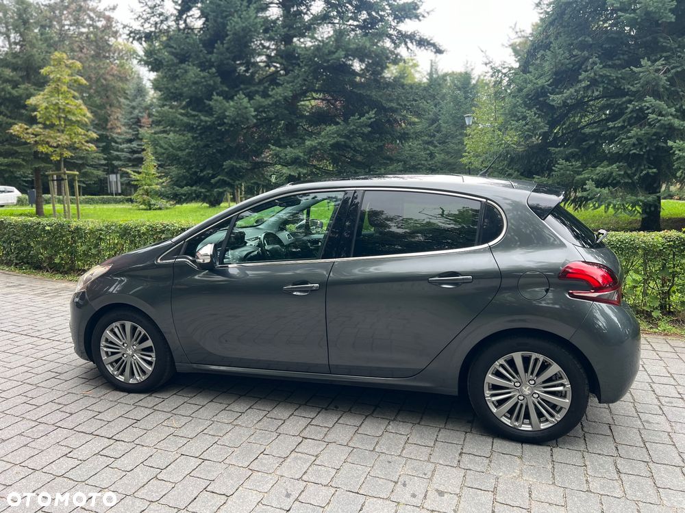 Peugeot 208 1.6 BlueHDi Allure S&S - 2