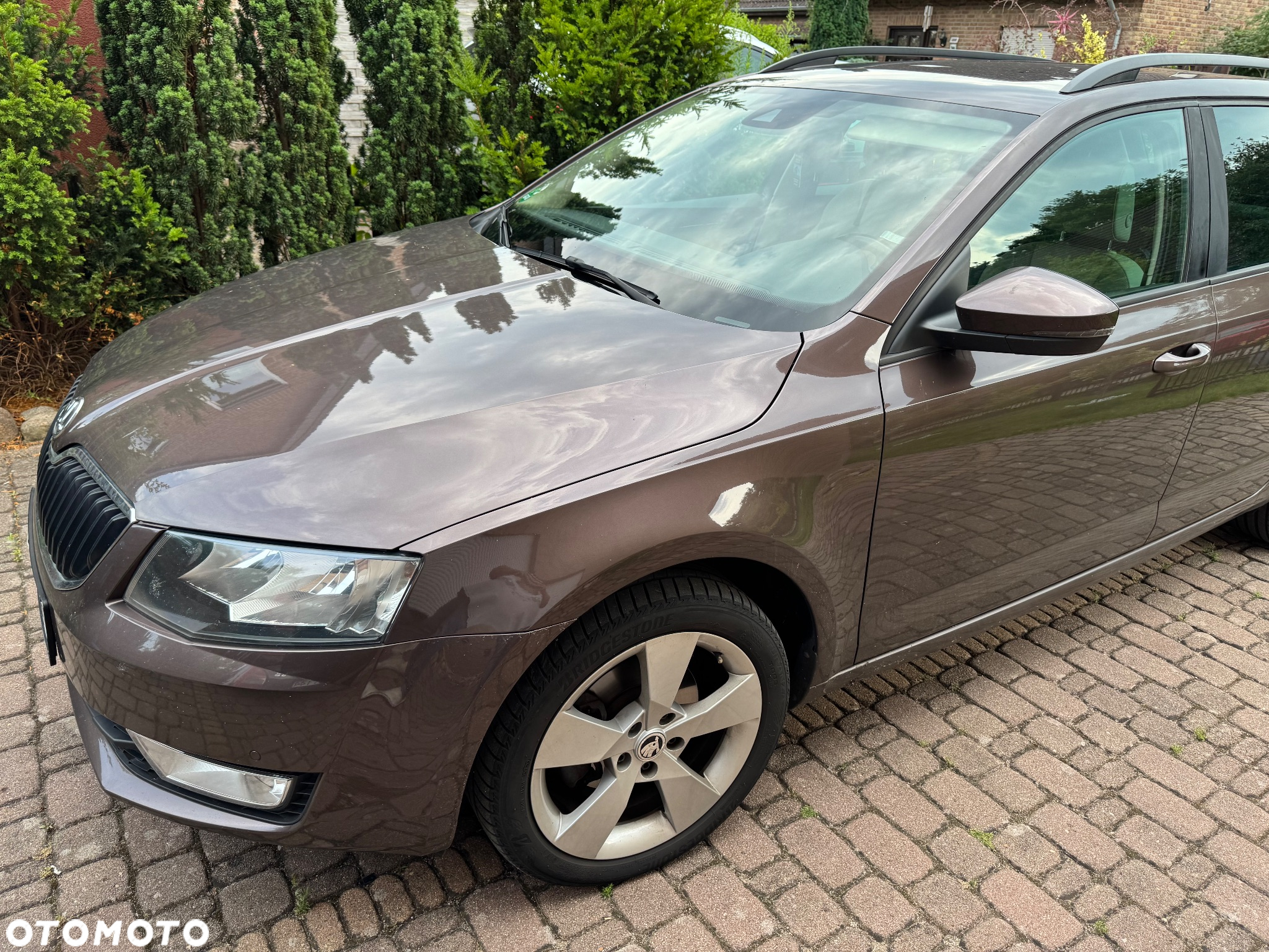 Skoda Octavia 2.0 TDI Elegance DSG - 3
